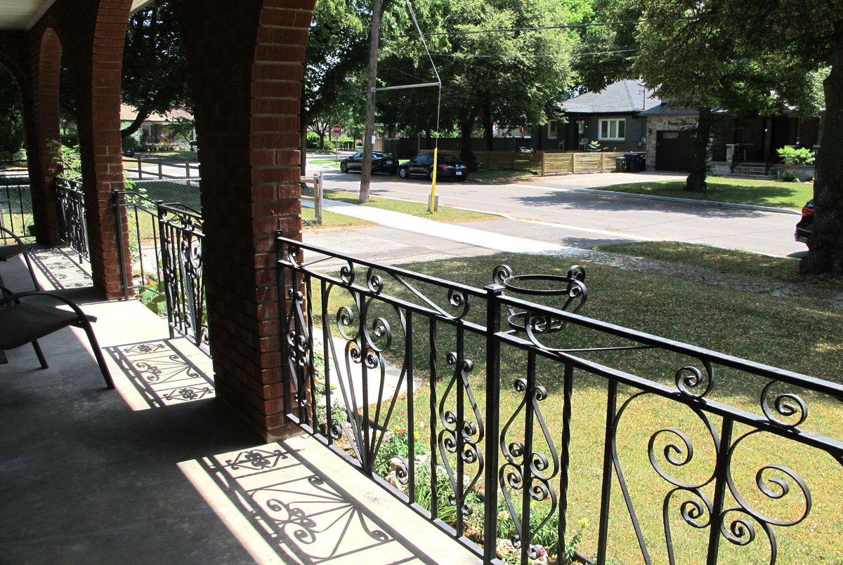 4 Rosalie Avenue Toronto 4 Rosalie Avenue Toronto