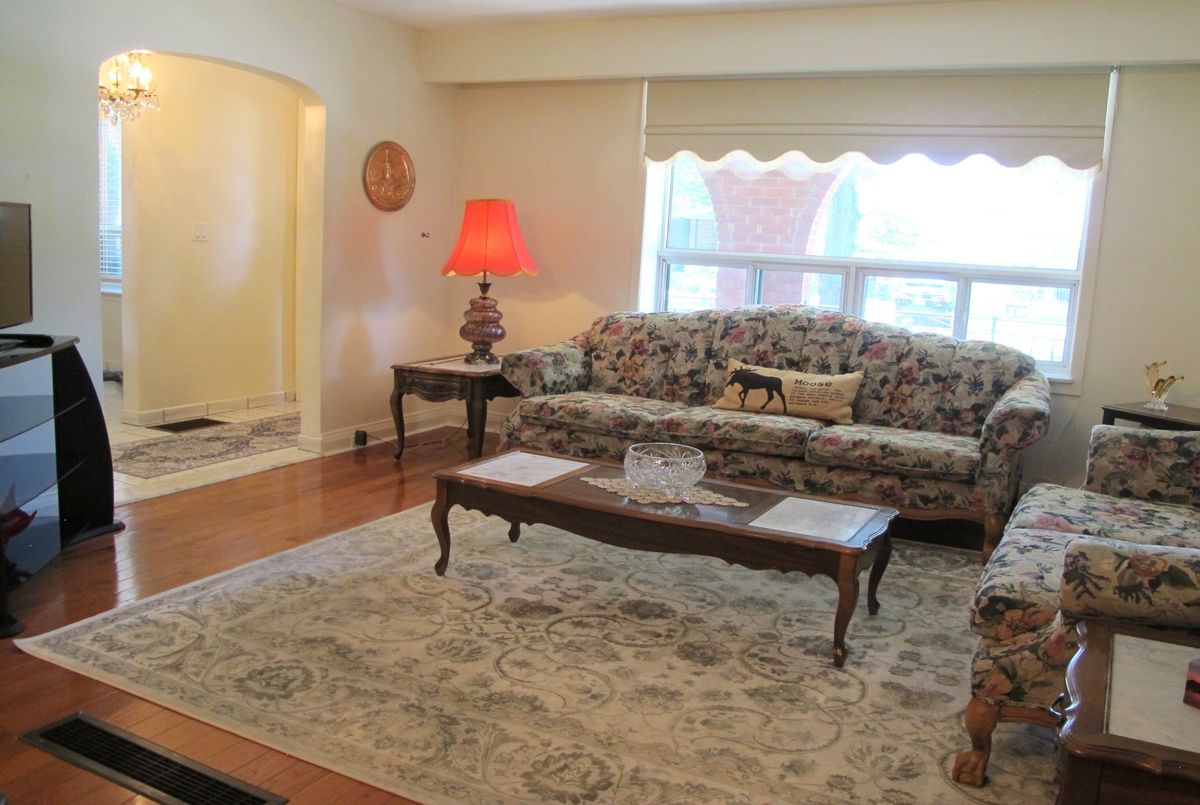 4 Rosalie Avenue Toronto 4 Rosalie Avenue Toronto