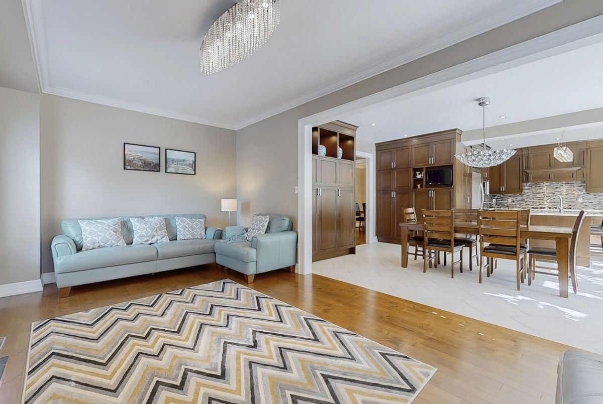 5368 Vail Court Mississauga 5368 Vail Court Mississauga