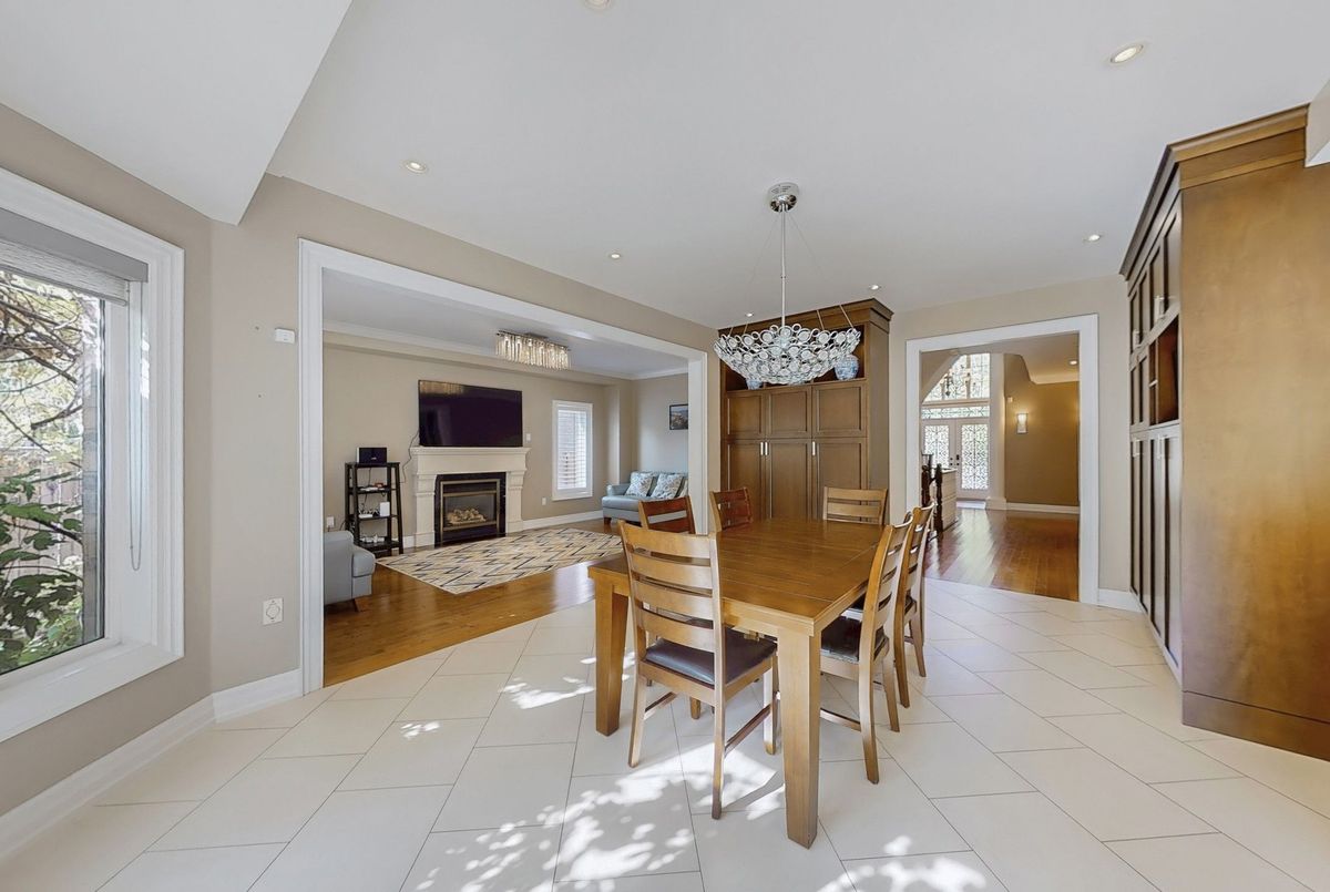 5368 Vail Court Mississauga 5368 Vail Court Mississauga