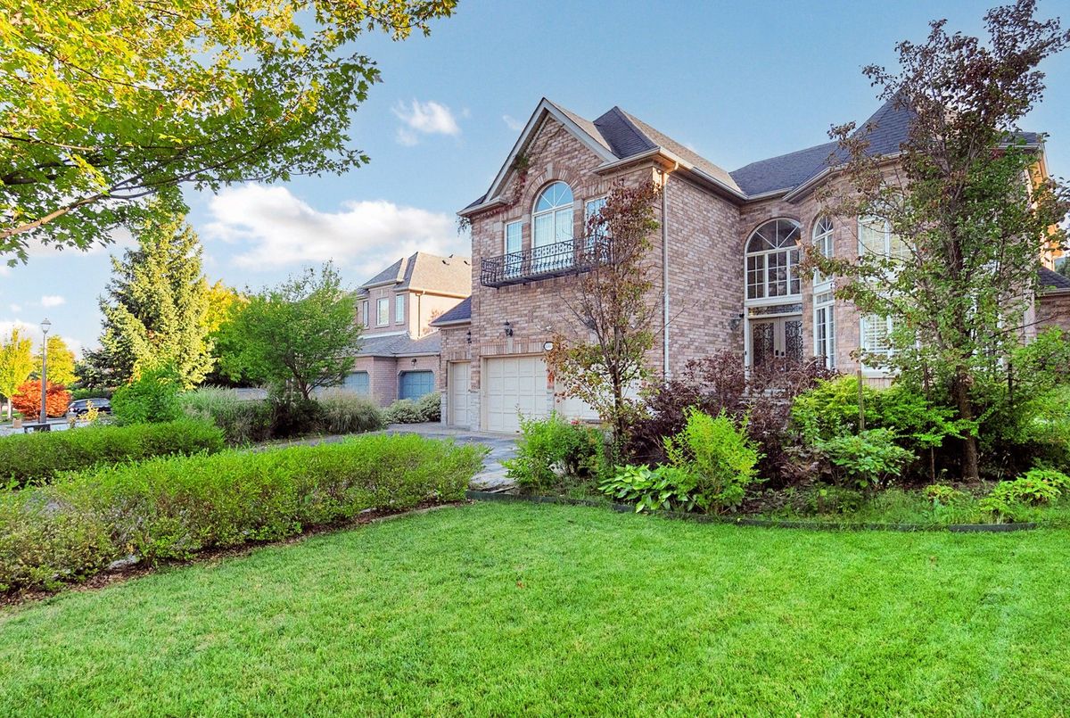 5368 Vail Court Mississauga 5368 Vail Court Mississauga