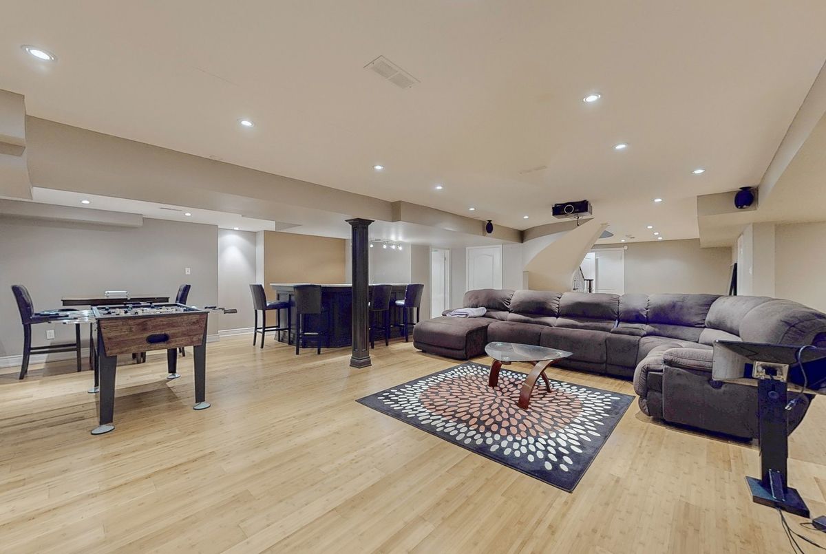 5368 Vail Court Mississauga 5368 Vail Court Mississauga