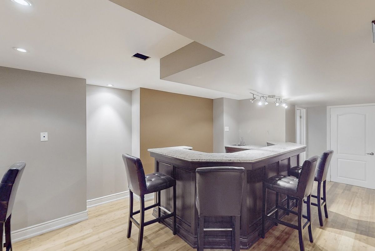 5368 Vail Court Mississauga 5368 Vail Court Mississauga