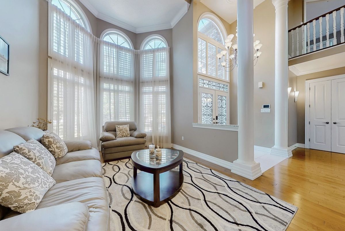 5368 Vail Court Mississauga 5368 Vail Court Mississauga