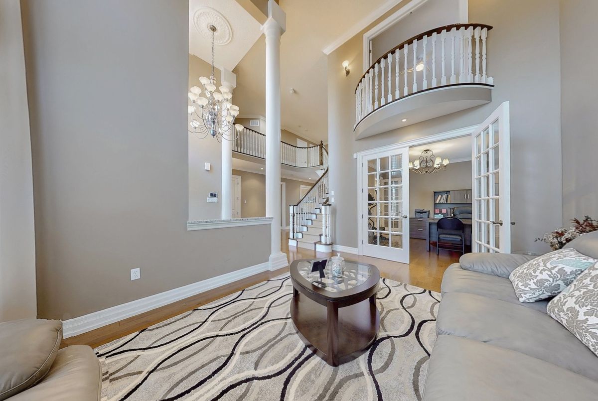 5368 Vail Court Mississauga 5368 Vail Court Mississauga