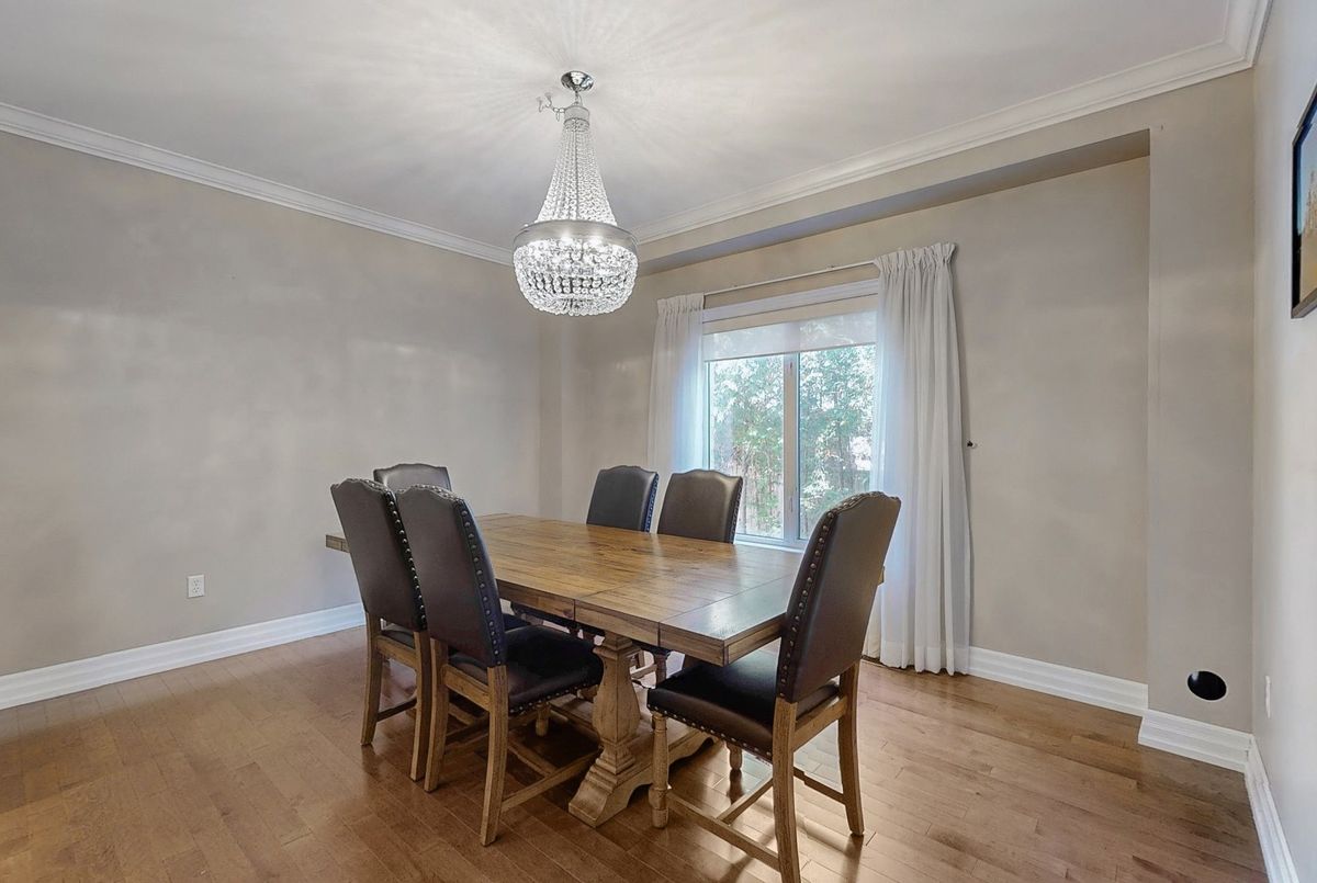 5368 Vail Court Mississauga 5368 Vail Court Mississauga