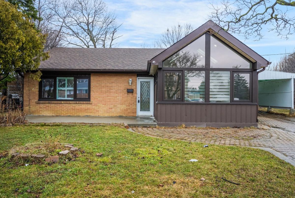 30 Lawrence Crescent Brampton 30 Lawrence Crescent Brampton