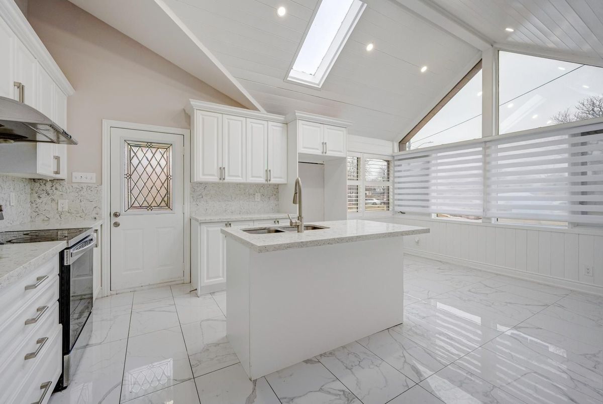 30 Lawrence Crescent Brampton 30 Lawrence Crescent Brampton