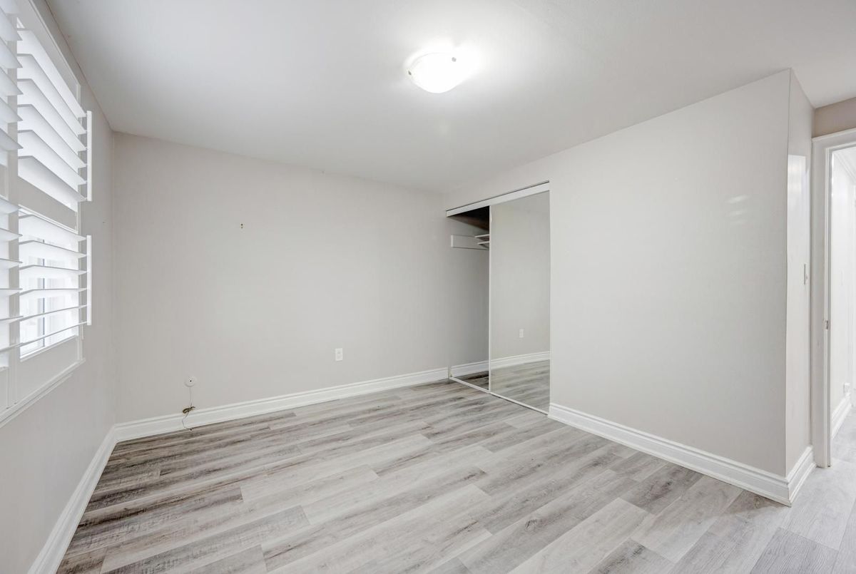 30 Lawrence Crescent Brampton 30 Lawrence Crescent Brampton