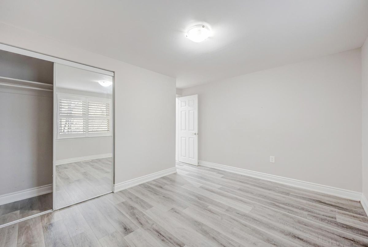 30 Lawrence Crescent Brampton 30 Lawrence Crescent Brampton