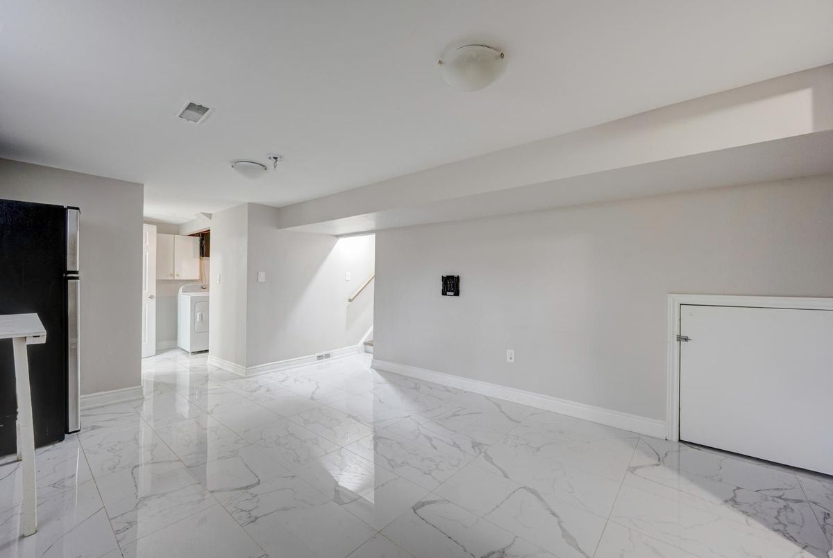 30 Lawrence Crescent Brampton 30 Lawrence Crescent Brampton