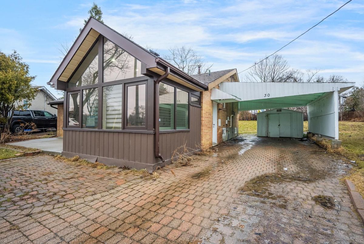 30 Lawrence Crescent Brampton 30 Lawrence Crescent Brampton