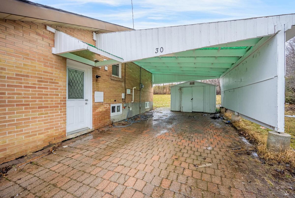 30 Lawrence Crescent Brampton 30 Lawrence Crescent Brampton