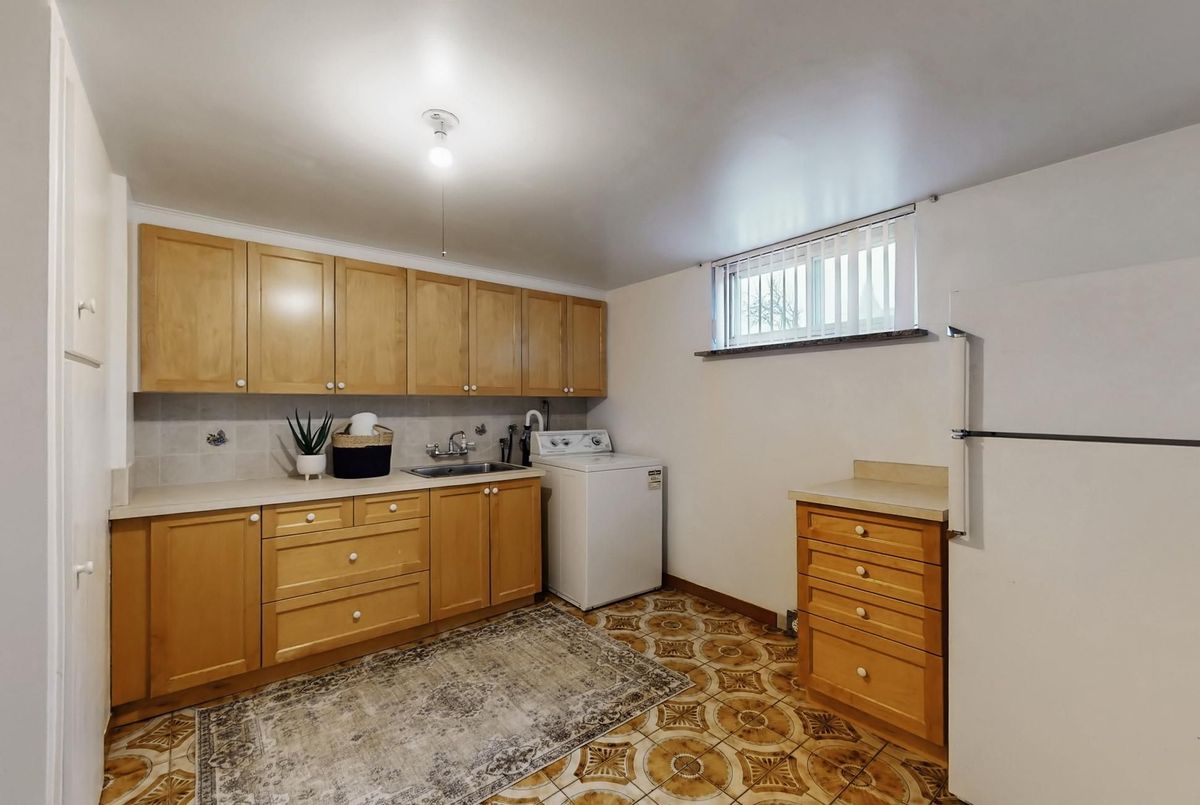 27 Knowland Drive Toronto 27 Knowland Drive Toronto