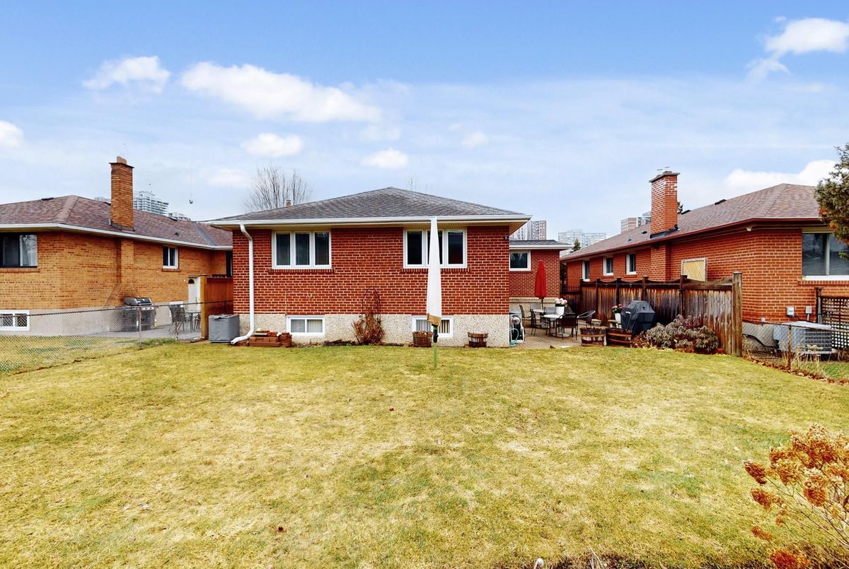 27 Knowland Drive Toronto 27 Knowland Drive Toronto