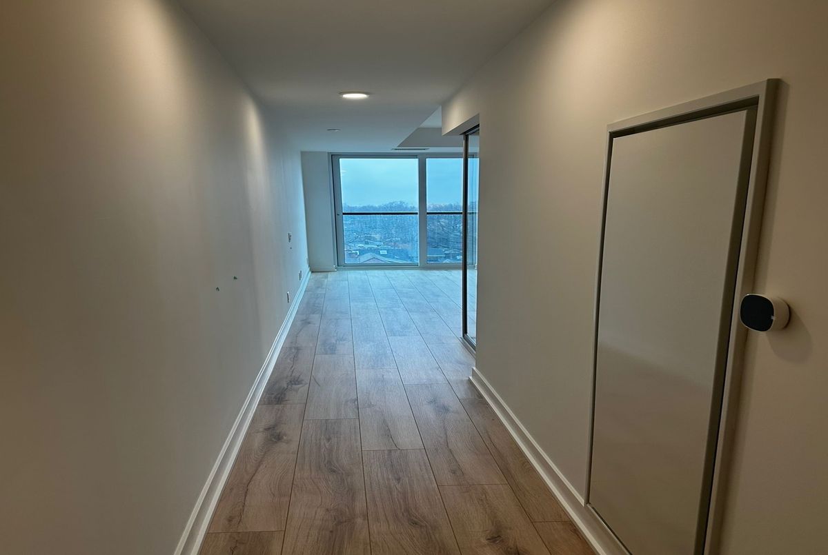 1660 Bloor Street W Toronto 1660 Bloor Street W Toronto