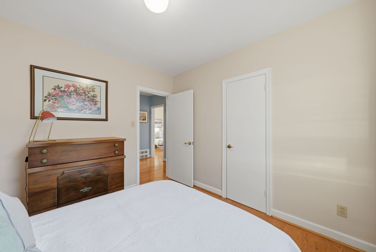 144 Silverhill Drive Toronto 144 Silverhill Drive Toronto