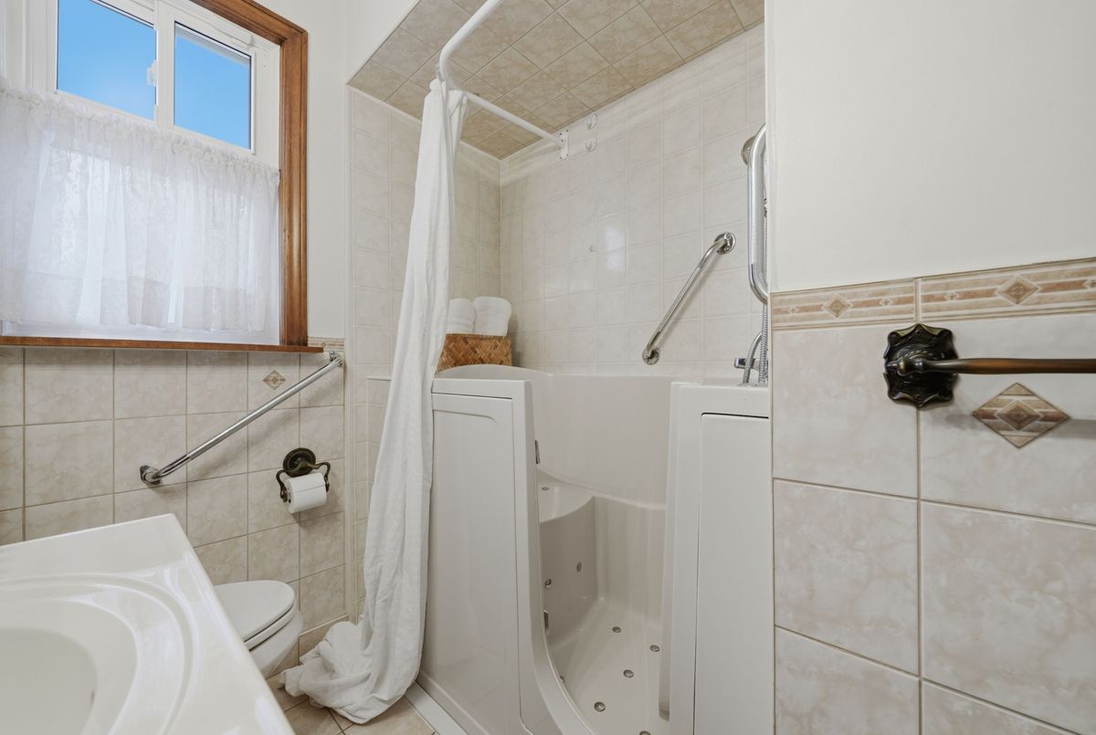 144 Silverhill Drive Toronto 144 Silverhill Drive Toronto