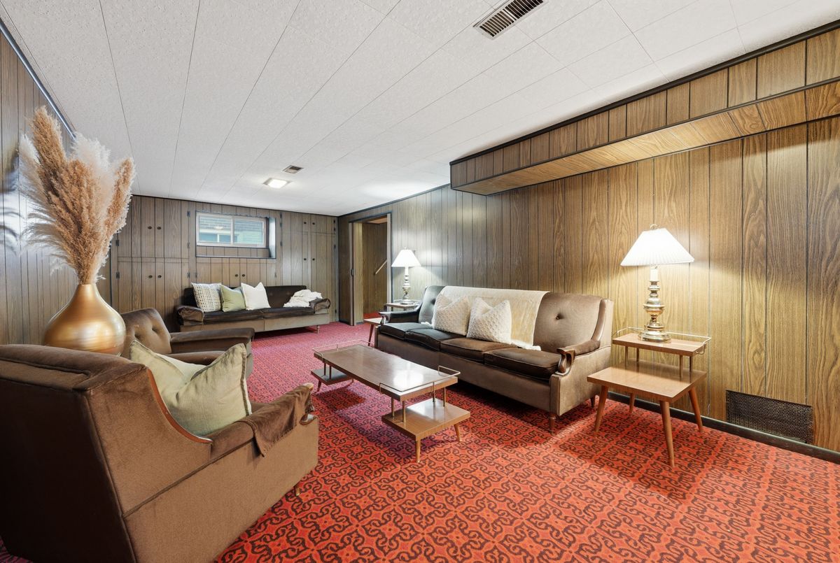 144 Silverhill Drive Toronto 144 Silverhill Drive Toronto