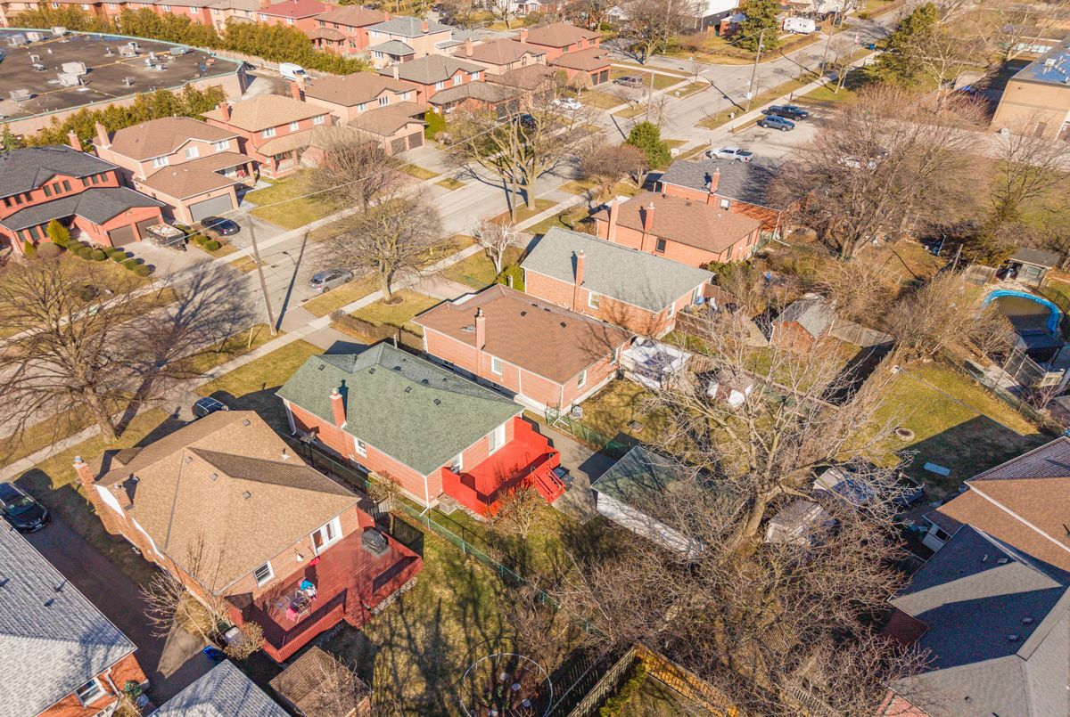 144 Silverhill Drive Toronto 144 Silverhill Drive Toronto