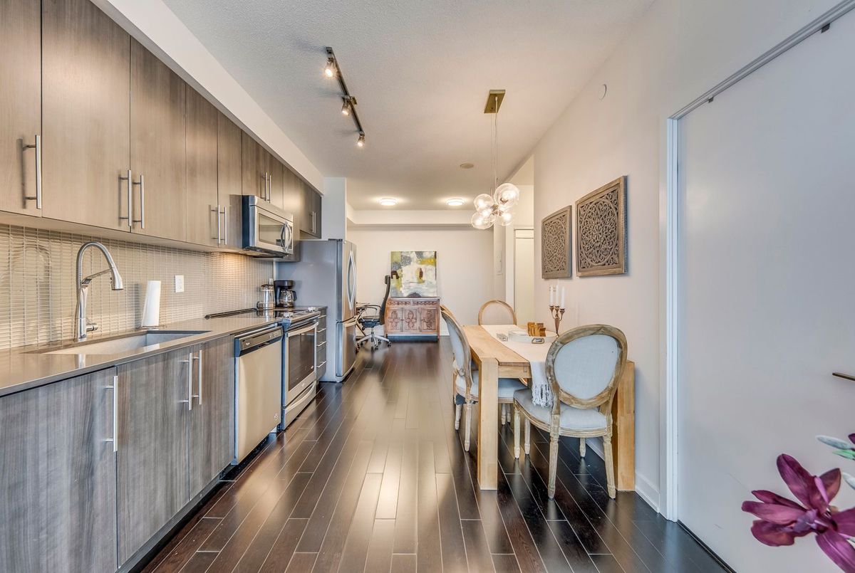 4011 Brickstone Mews Mississauga 4011 Brickstone Mews Mississauga