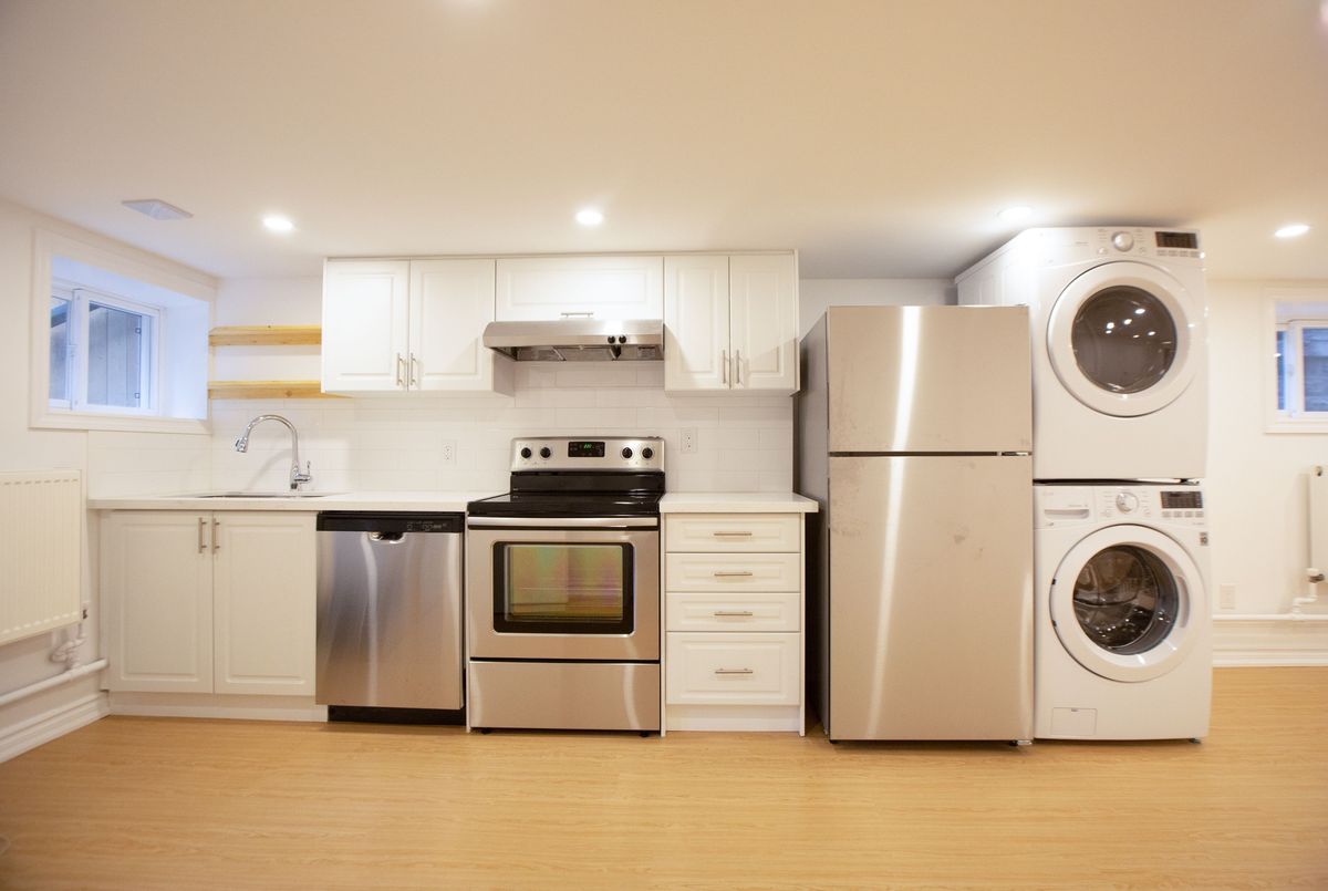 16 Maynard Avenue Toronto 16 Maynard Avenue Toronto