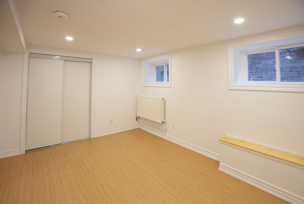 16 Maynard Avenue Toronto 16 Maynard Avenue Toronto