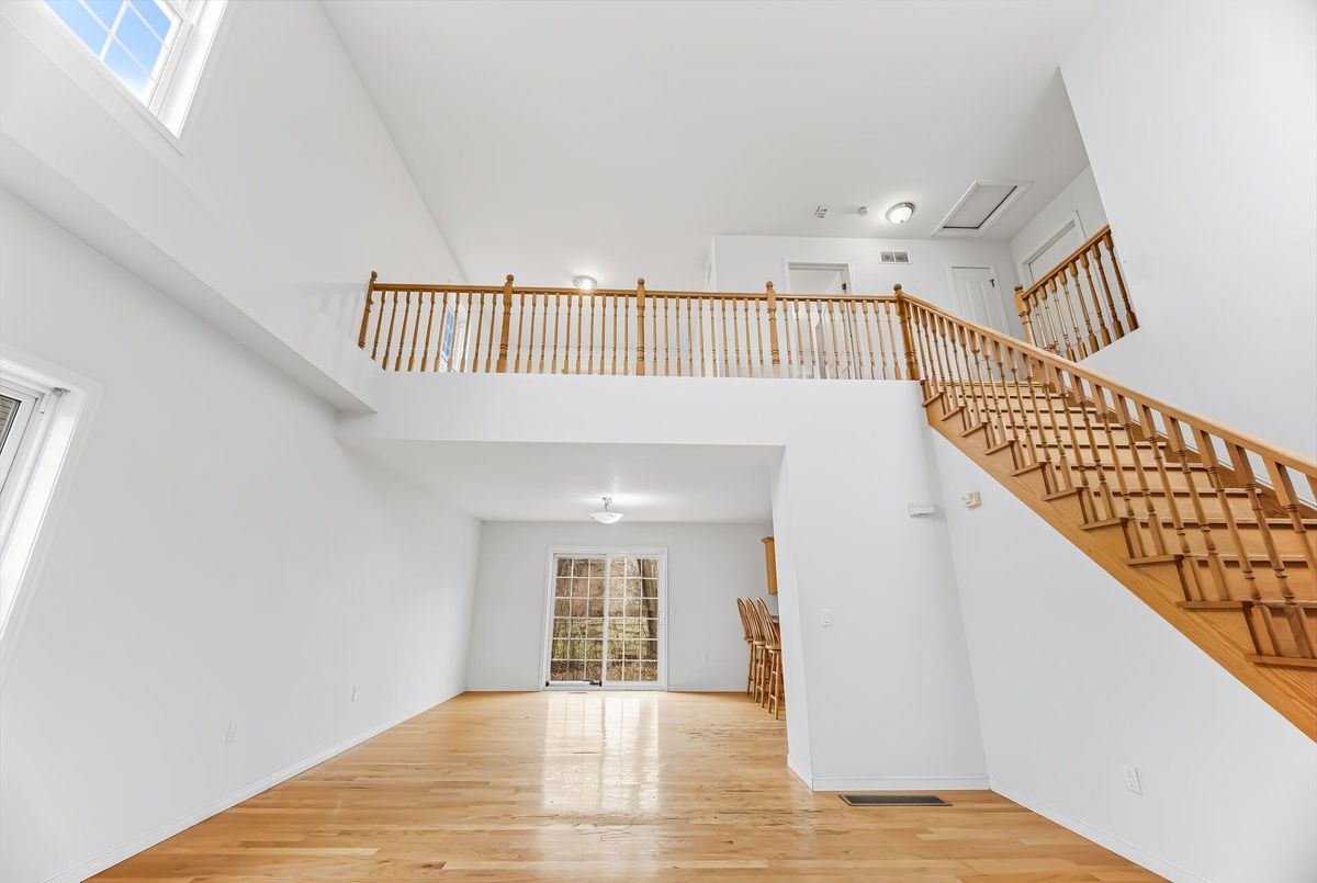 2131 Cawthra Road Mississauga 2131 Cawthra Road Mississauga