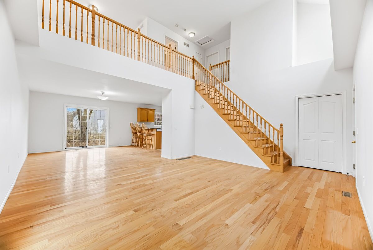 2131 Cawthra Road Mississauga 2131 Cawthra Road Mississauga