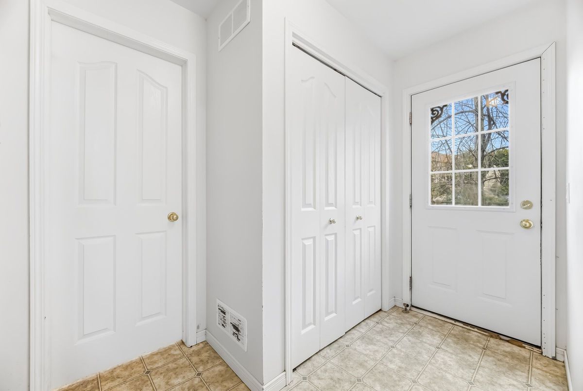 2131 Cawthra Road Mississauga 2131 Cawthra Road Mississauga