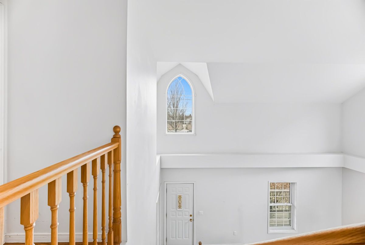 2131 Cawthra Road Mississauga 2131 Cawthra Road Mississauga