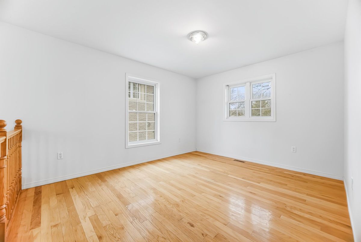 2131 Cawthra Road Mississauga 2131 Cawthra Road Mississauga