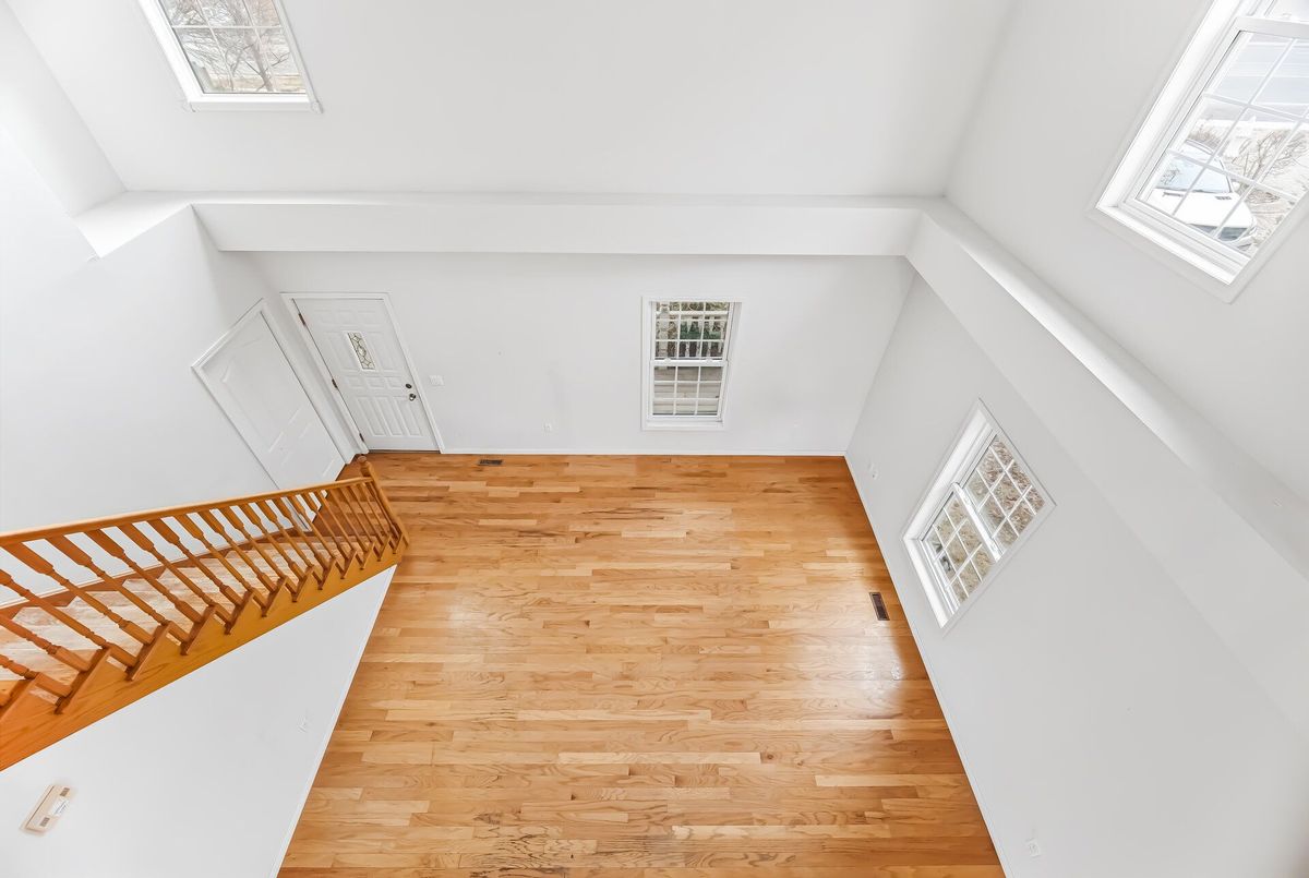 2131 Cawthra Road Mississauga 2131 Cawthra Road Mississauga