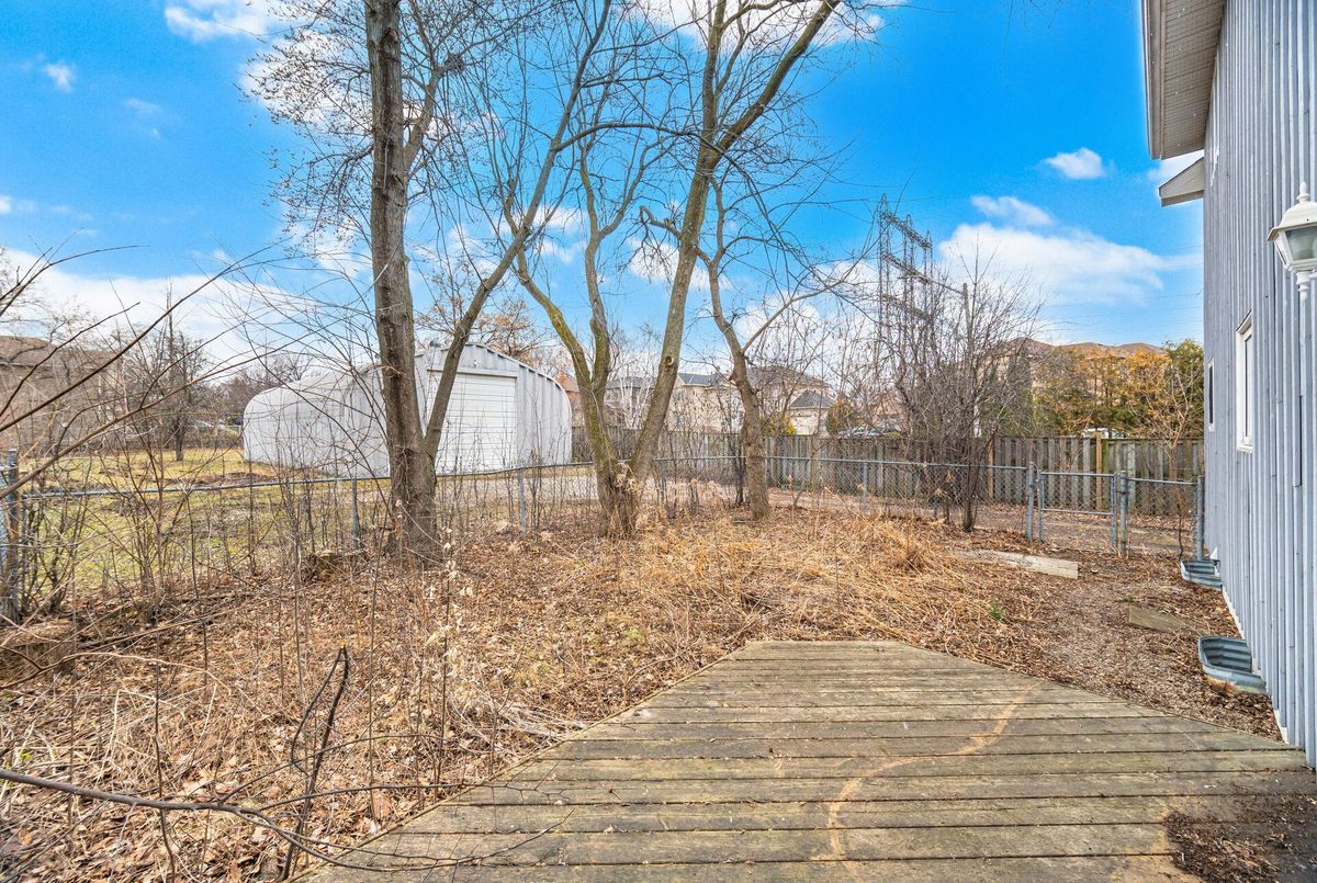 2131 Cawthra Road Mississauga 2131 Cawthra Road Mississauga