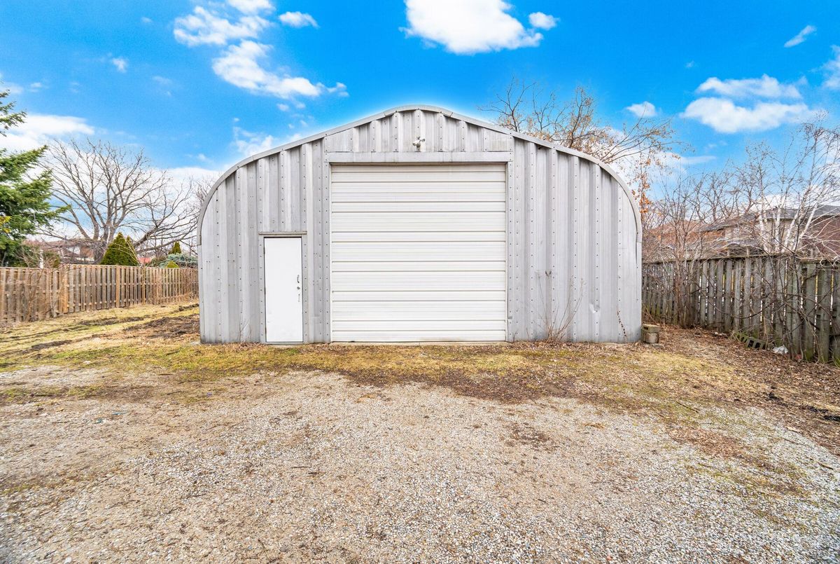 2131 Cawthra Road Mississauga 2131 Cawthra Road Mississauga