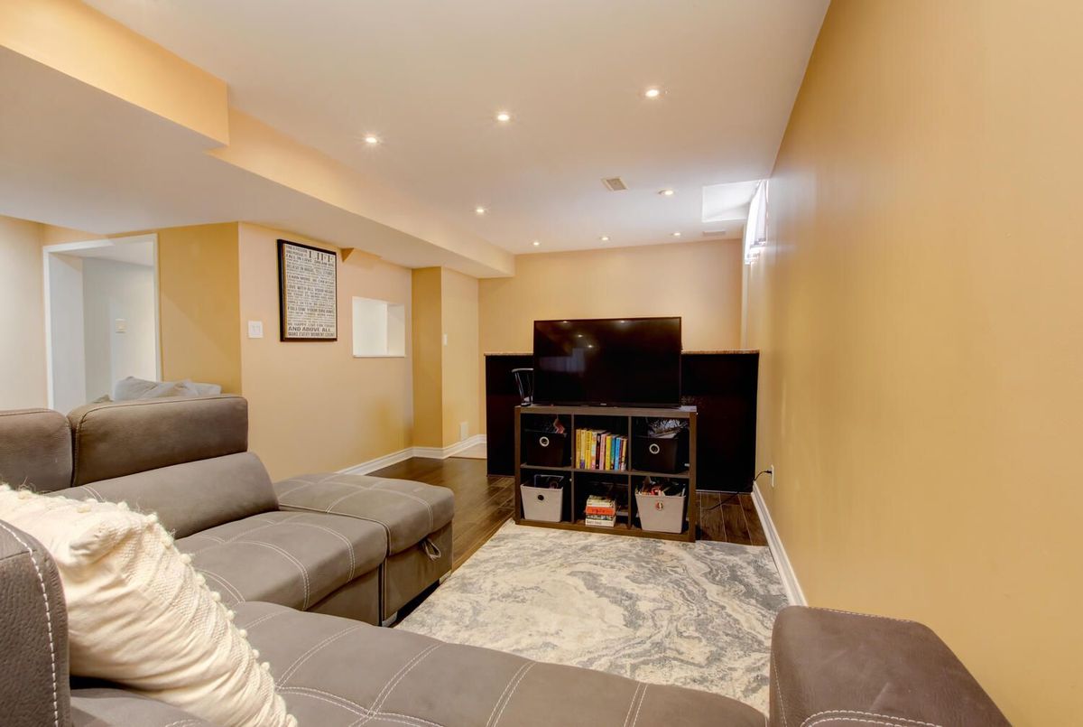 47 Cape Dorset Crescent Brampton 47 Cape Dorset Crescent Brampton