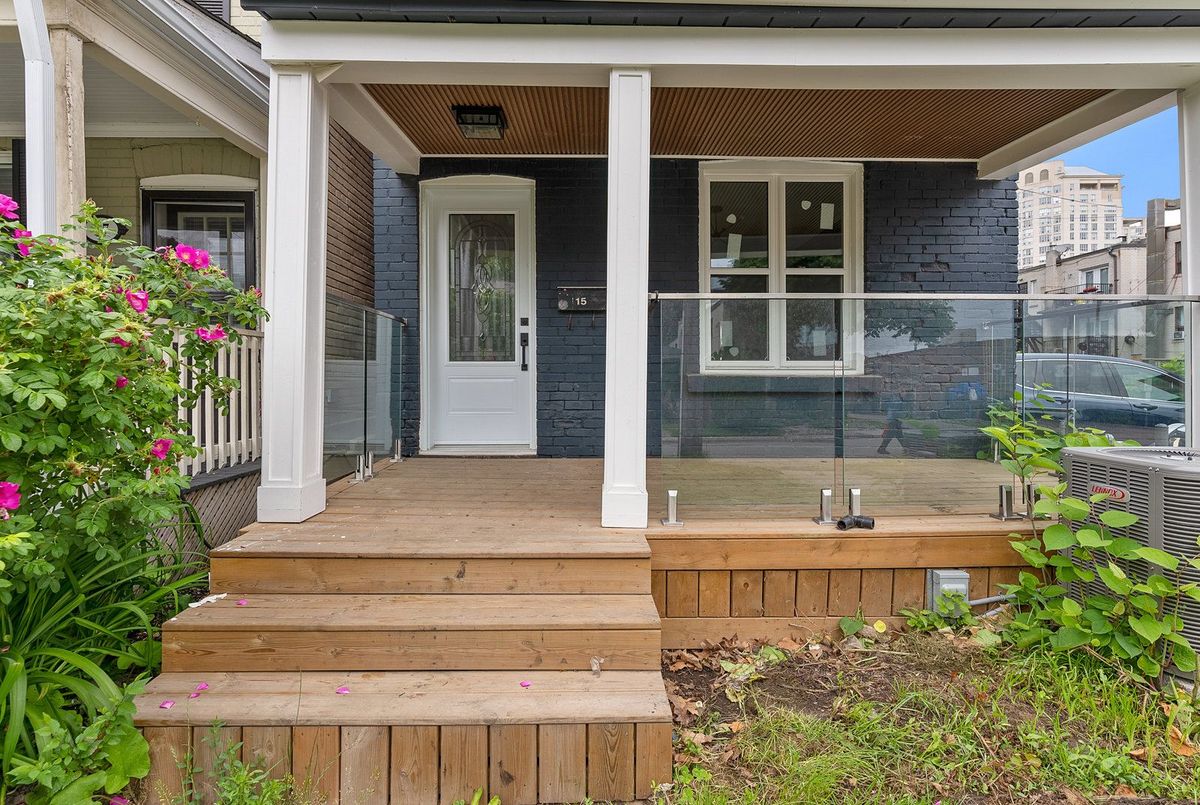 15 Burlington Street Toronto 15 Burlington Street Toronto