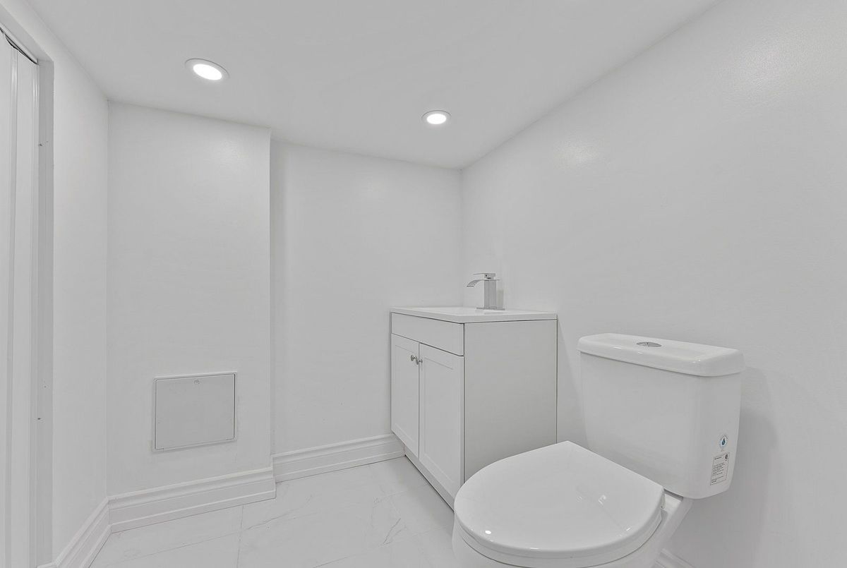 15 Burlington Street Toronto 15 Burlington Street Toronto