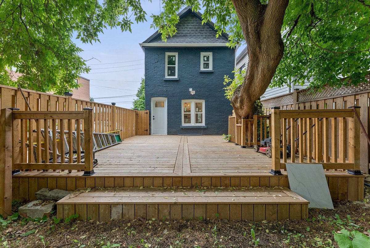 15 Burlington Street Toronto 15 Burlington Street Toronto