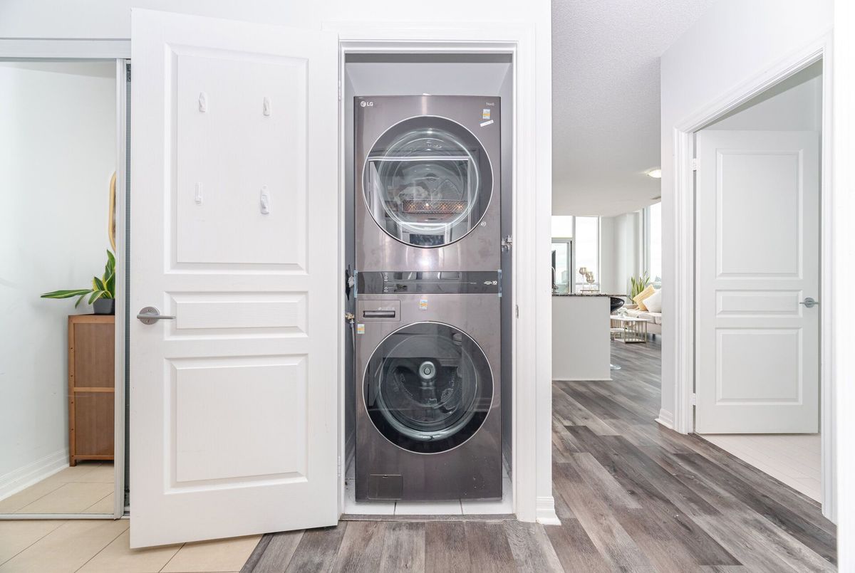 3515 kariya Drive Mississauga 3515 kariya Drive Mississauga