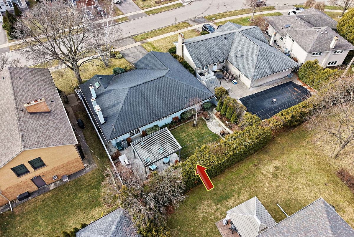 3 Conifer Drive Toronto 3 Conifer Drive Toronto