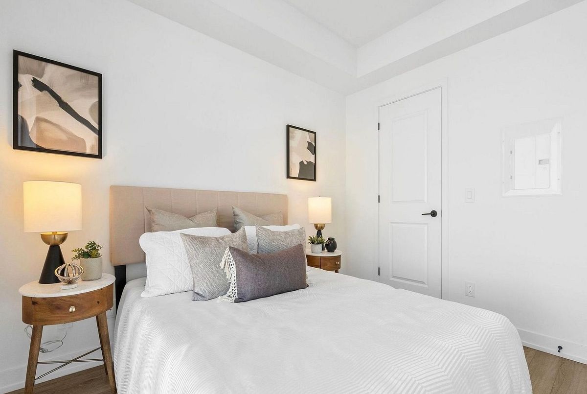 335 wheat boom Drive Oakville 335 wheat boom Drive Oakville