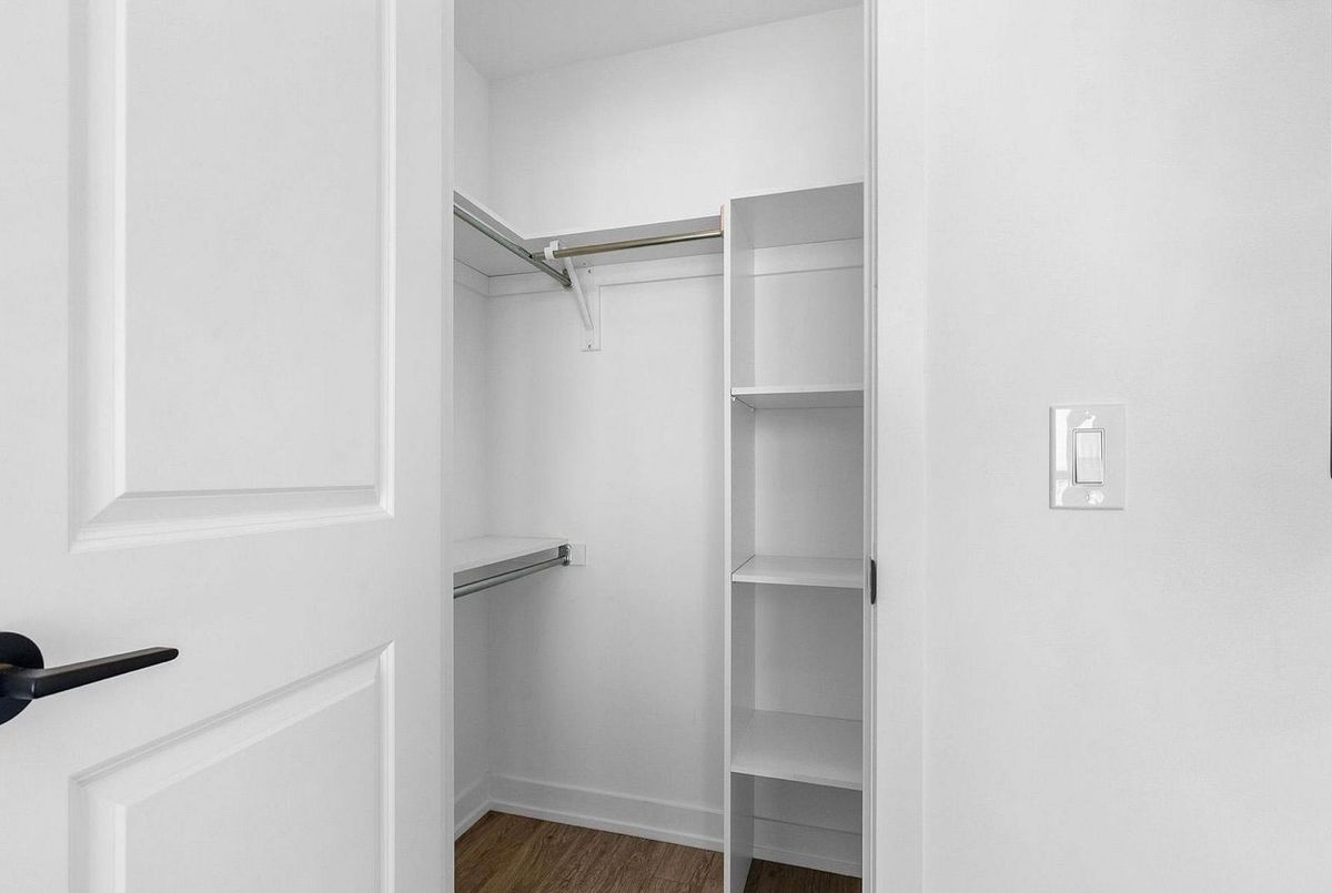 335 wheat boom Drive Oakville 335 wheat boom Drive Oakville