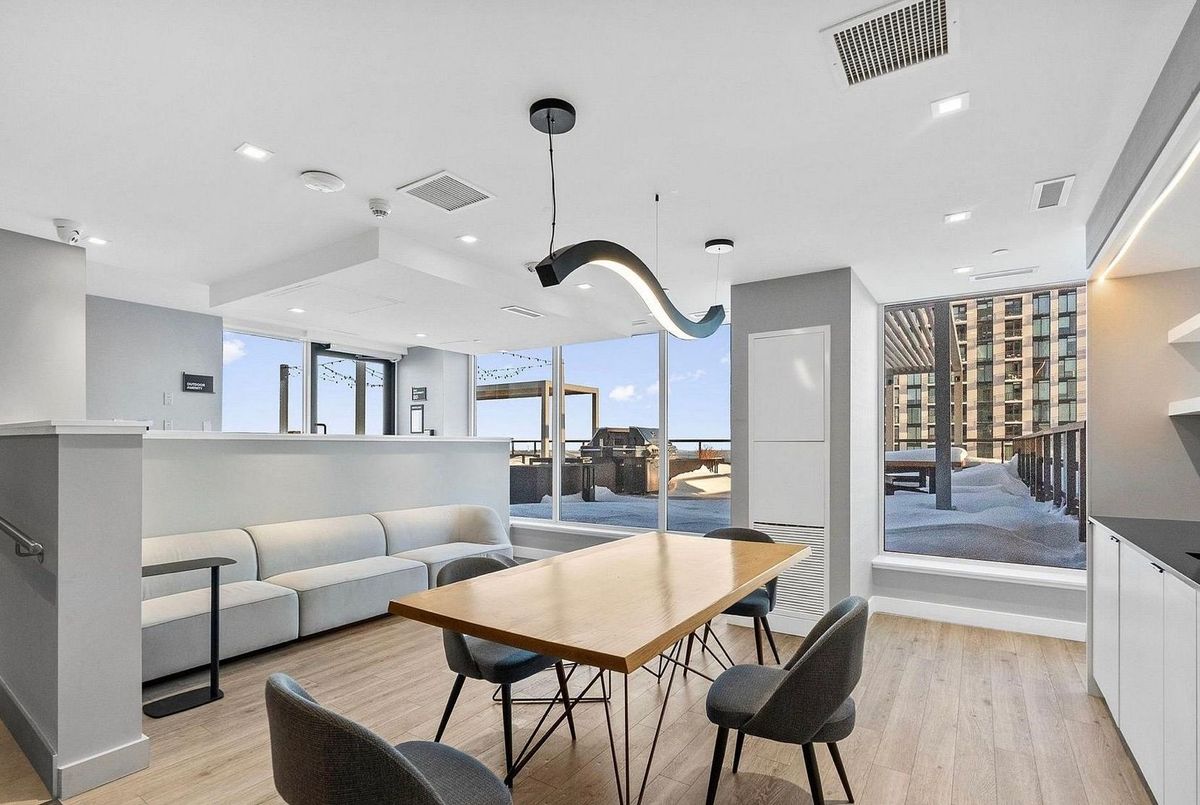 335 wheat boom Drive Oakville 335 wheat boom Drive Oakville