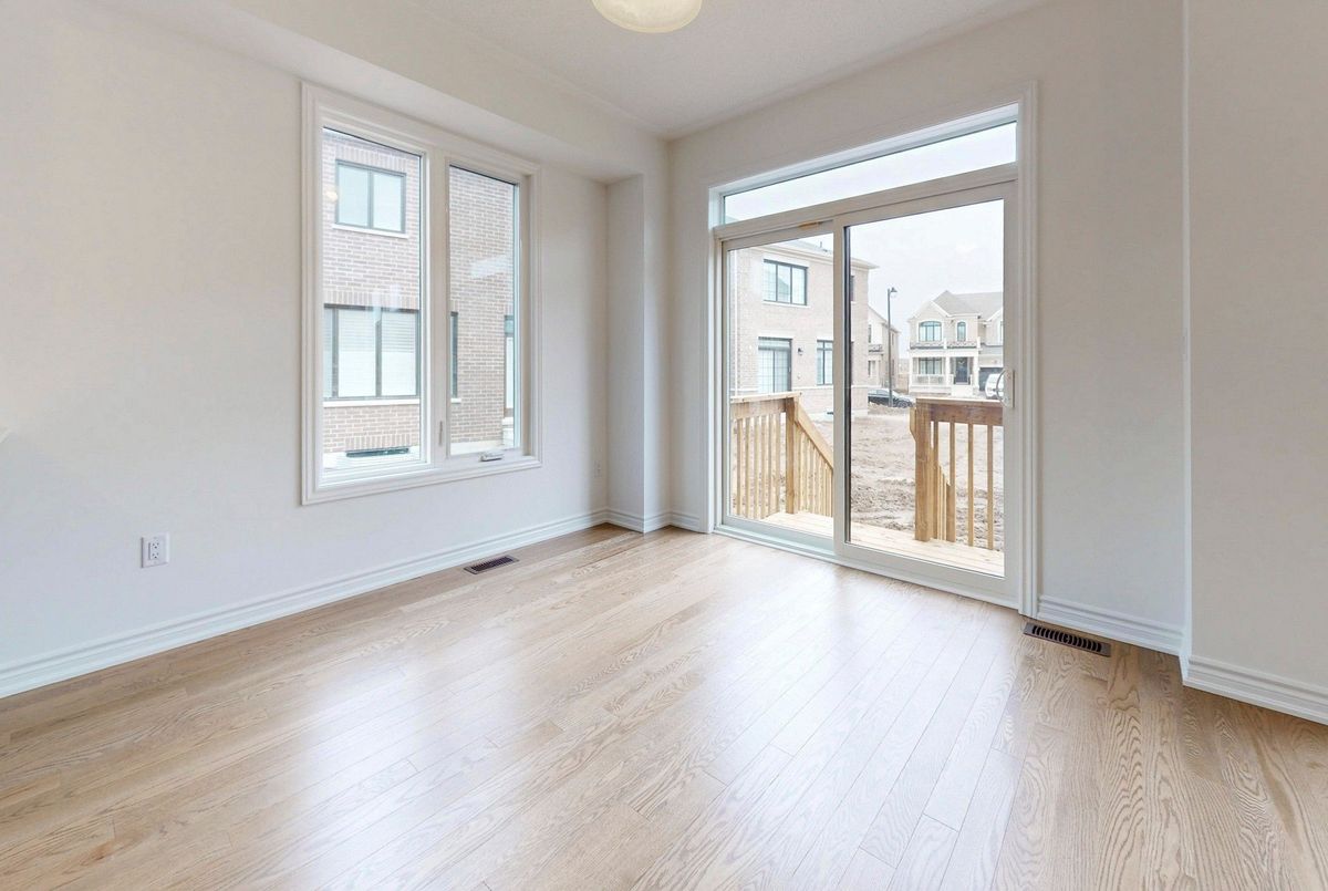 1460 Chamomile Crescent Milton 1460 Chamomile Crescent Milton