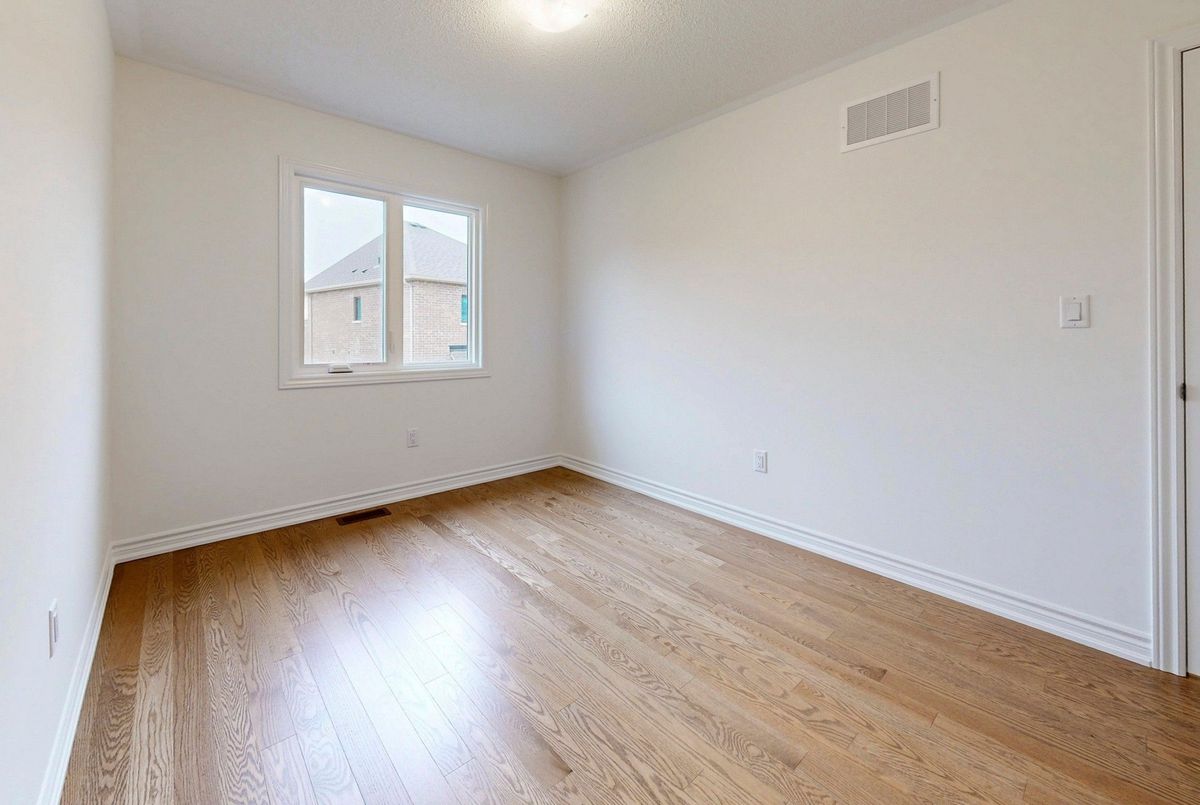 1460 Chamomile Crescent Milton 1460 Chamomile Crescent Milton