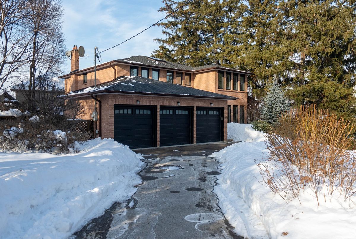 18 Mountbatten Road Toronto 18 Mountbatten Road Toronto