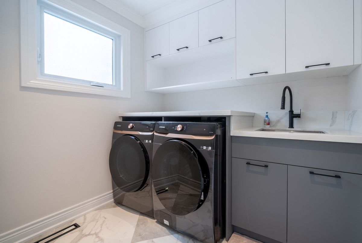 18 Mountbatten Road Toronto 18 Mountbatten Road Toronto