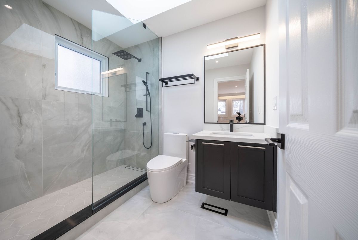 18 Mountbatten Road Toronto 18 Mountbatten Road Toronto