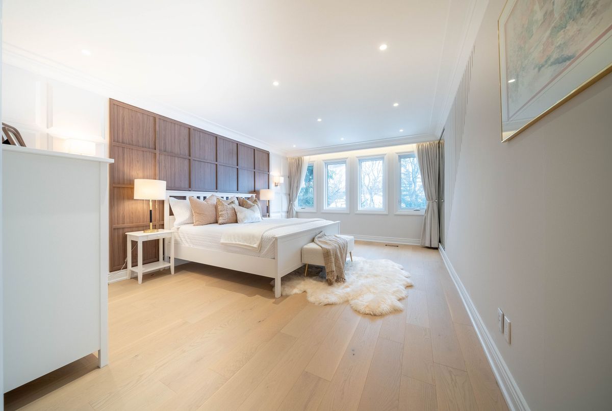 18 Mountbatten Road Toronto 18 Mountbatten Road Toronto